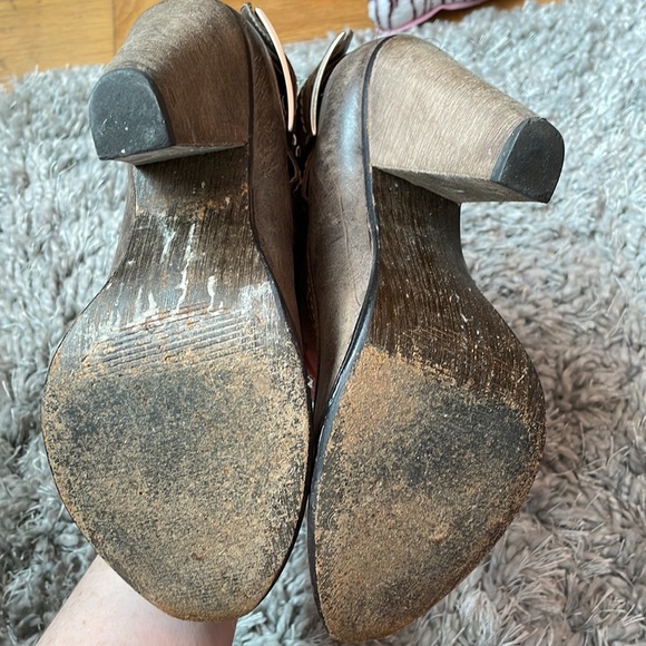 Carlos Ankle Boot - Picture 3 of 3